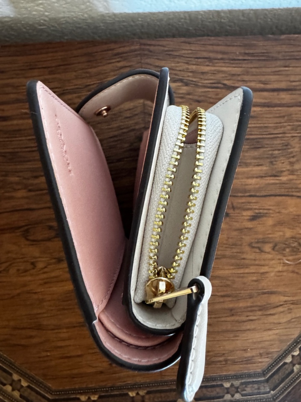 NWT Coach Signature Floral Corner Zip Wallet - Picture 4 of 7